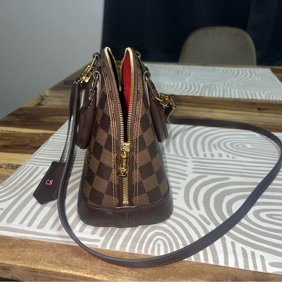 Louis Vuitton Alma BB - Picture 8 of 10